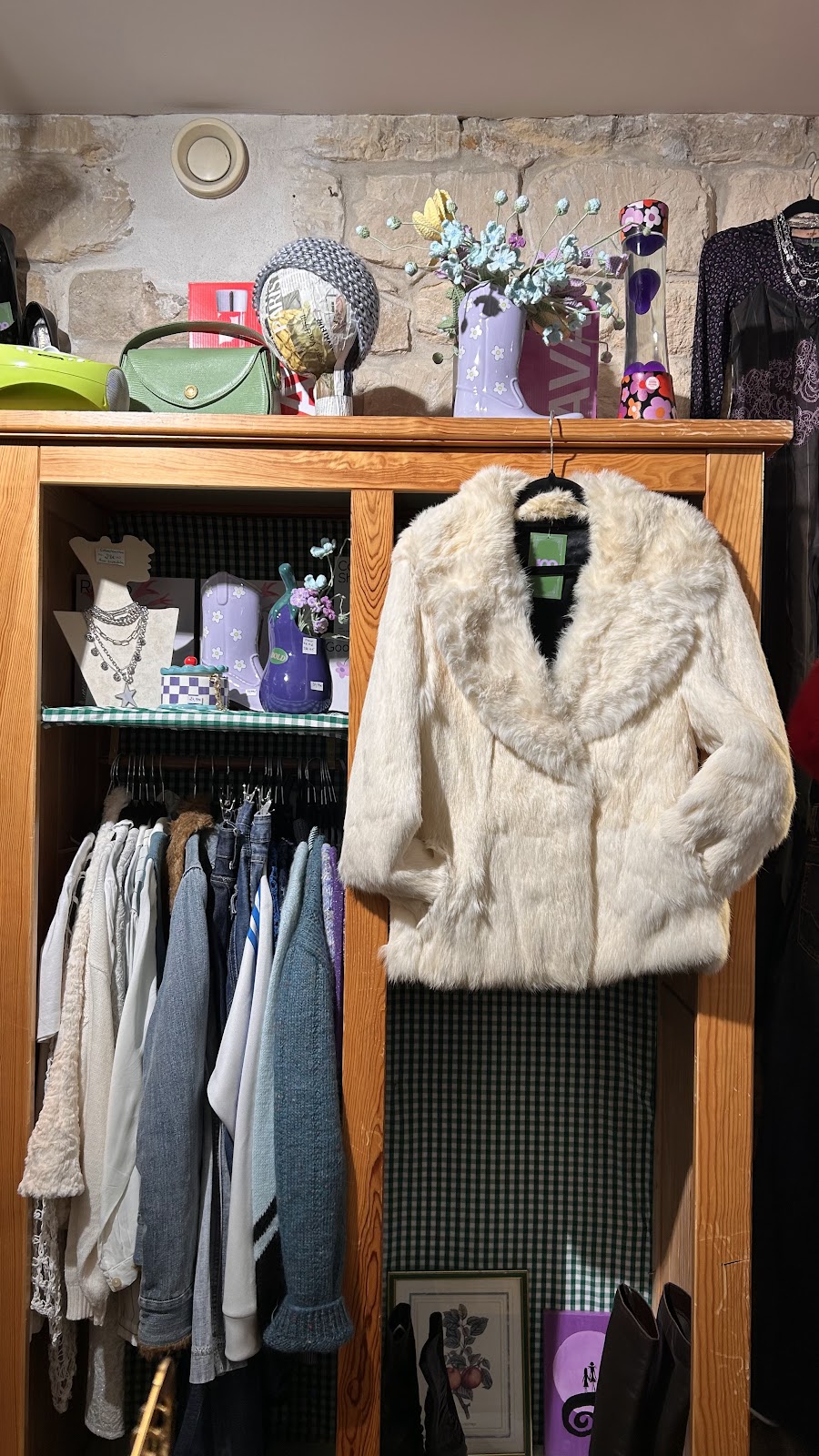 109 The Vintage & Concept Store — photo 3