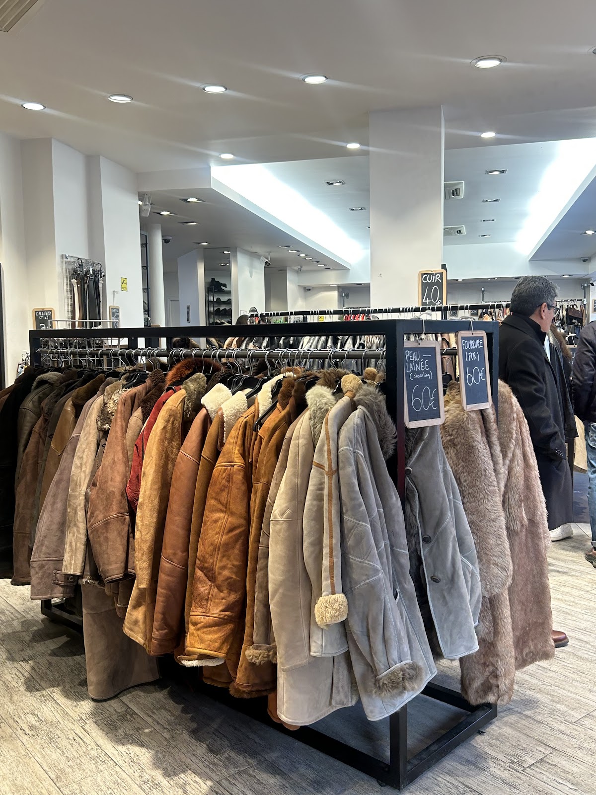 ALATONE - Friperie Paris — photo 5