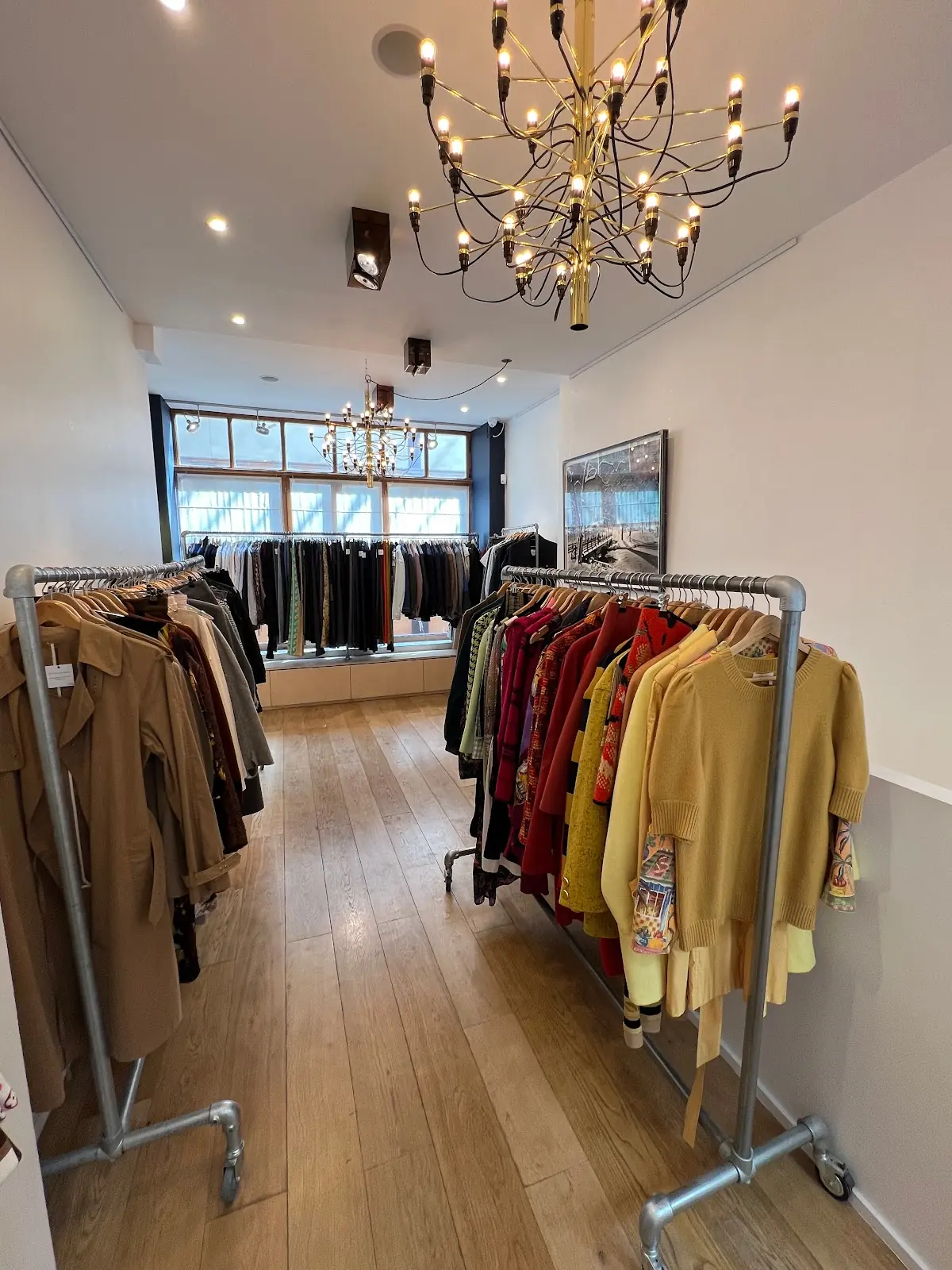ALE Paris - Luxury Vintage Boutique and Custom Tailoring — photo 2