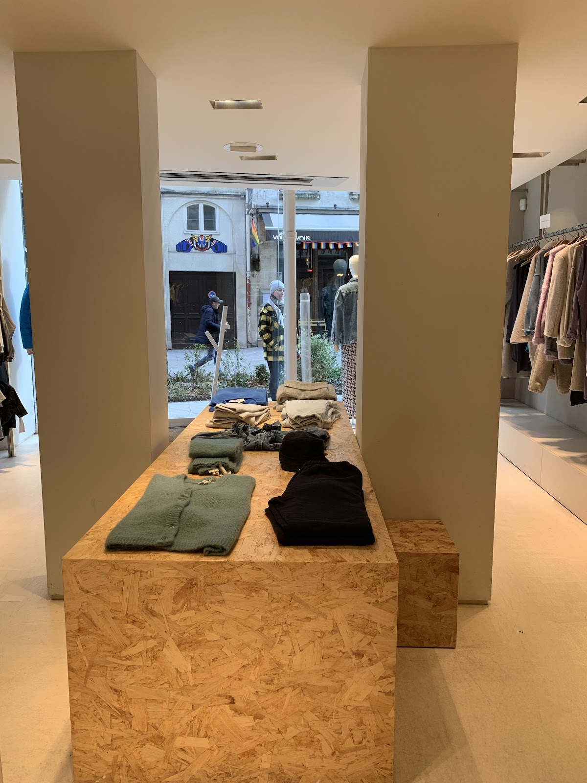 American Vintage — photo 2