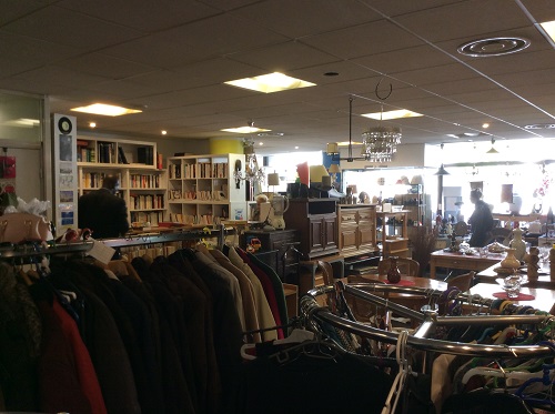 Boutique Emmaüs Diderot Paris 12 — photo 2
