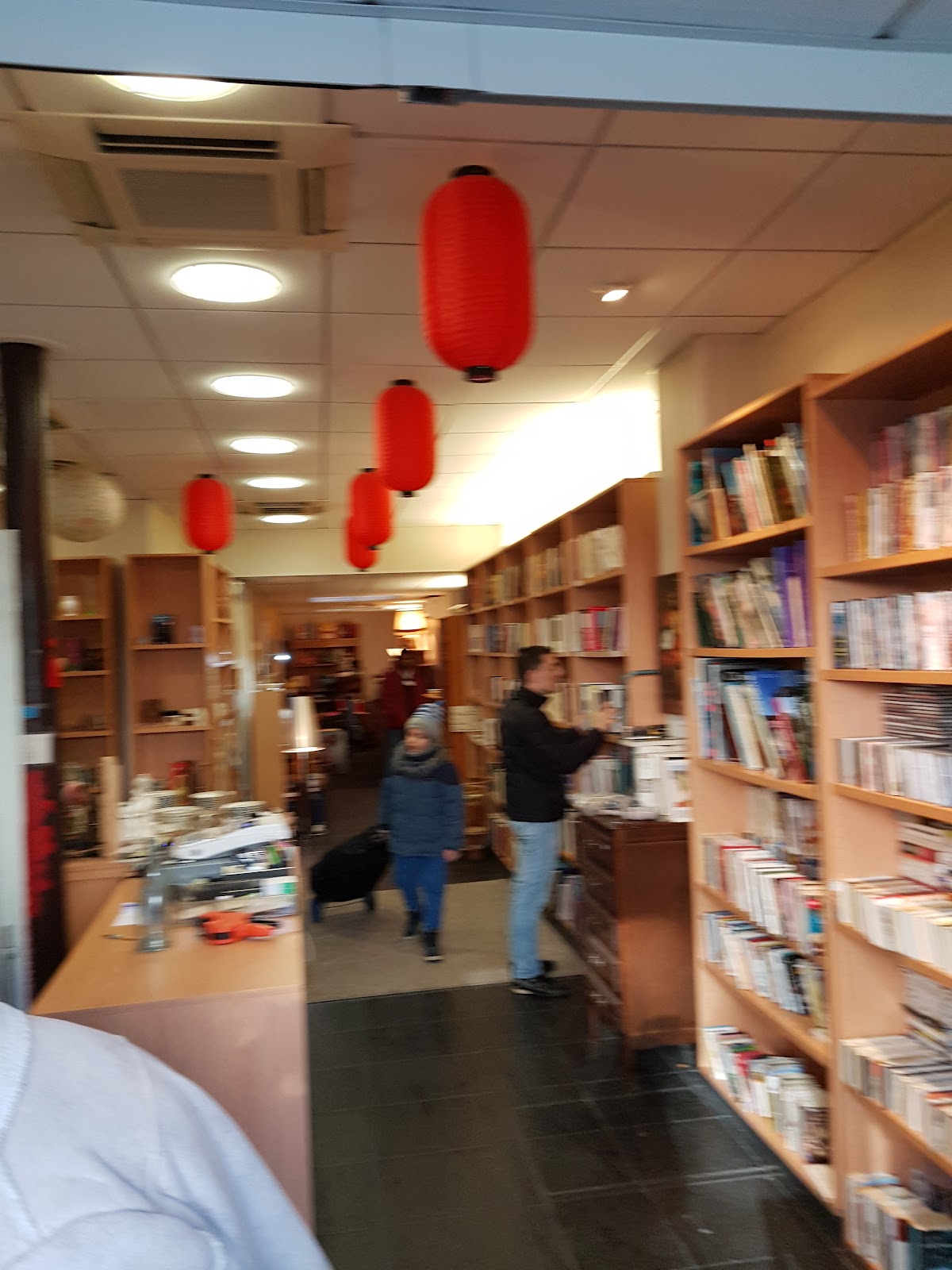 Boutique Emmaüs Paris 9 — photo 2