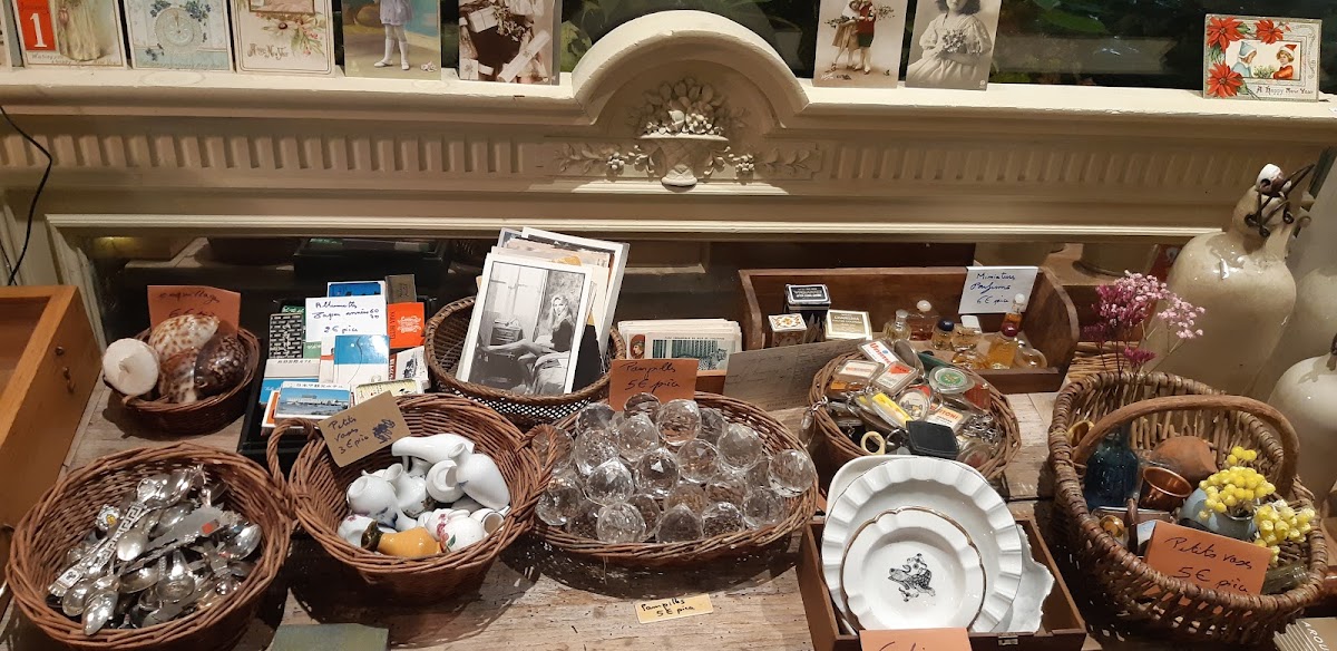 Brocante Joli Hasard (Vintage Store) — photo 3