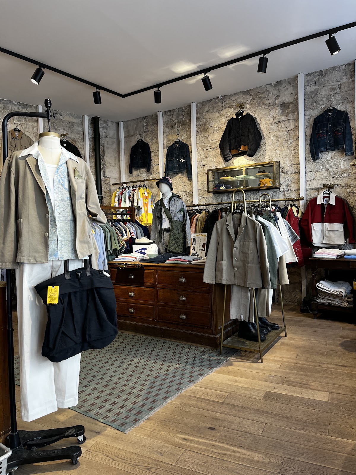 BRUT ARCHIVES — photo 5