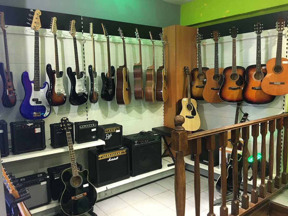 Cash Express Paris 13 - Occasions Multimédia, Image et Son, Téléphonie, Bijoux — photo 3