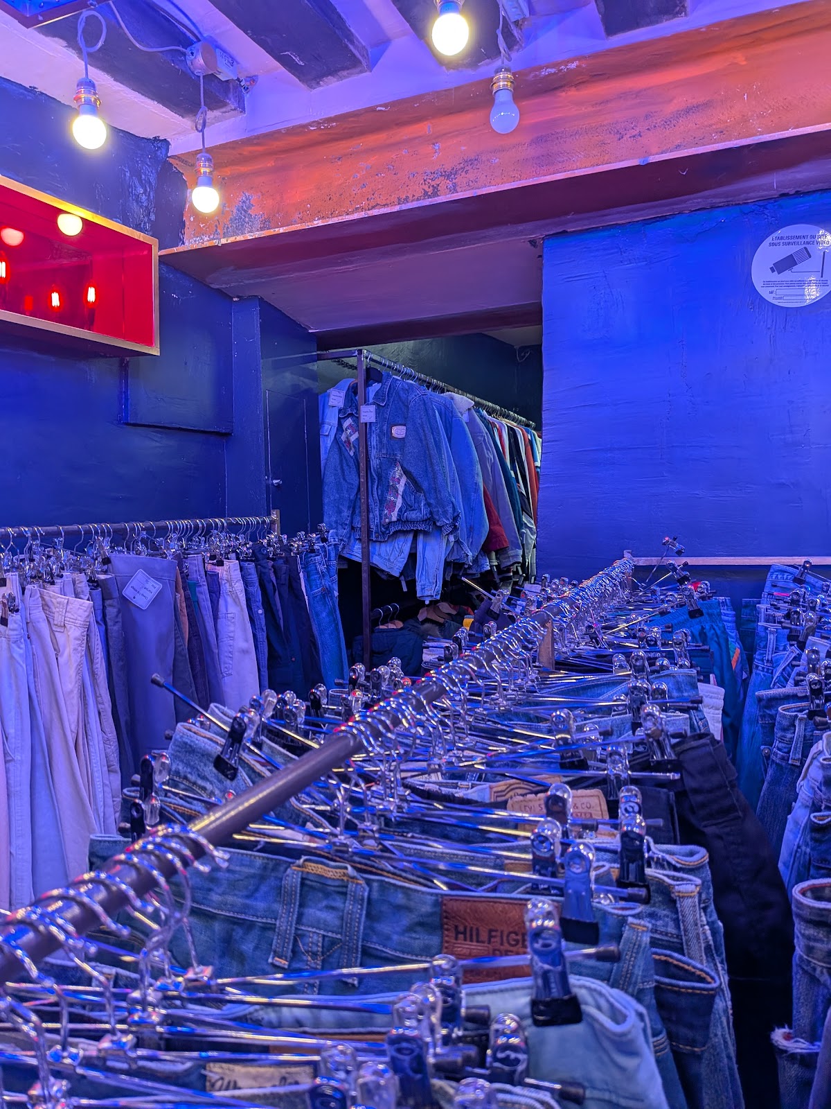 Cheap frip vintage - Marais — photo 2