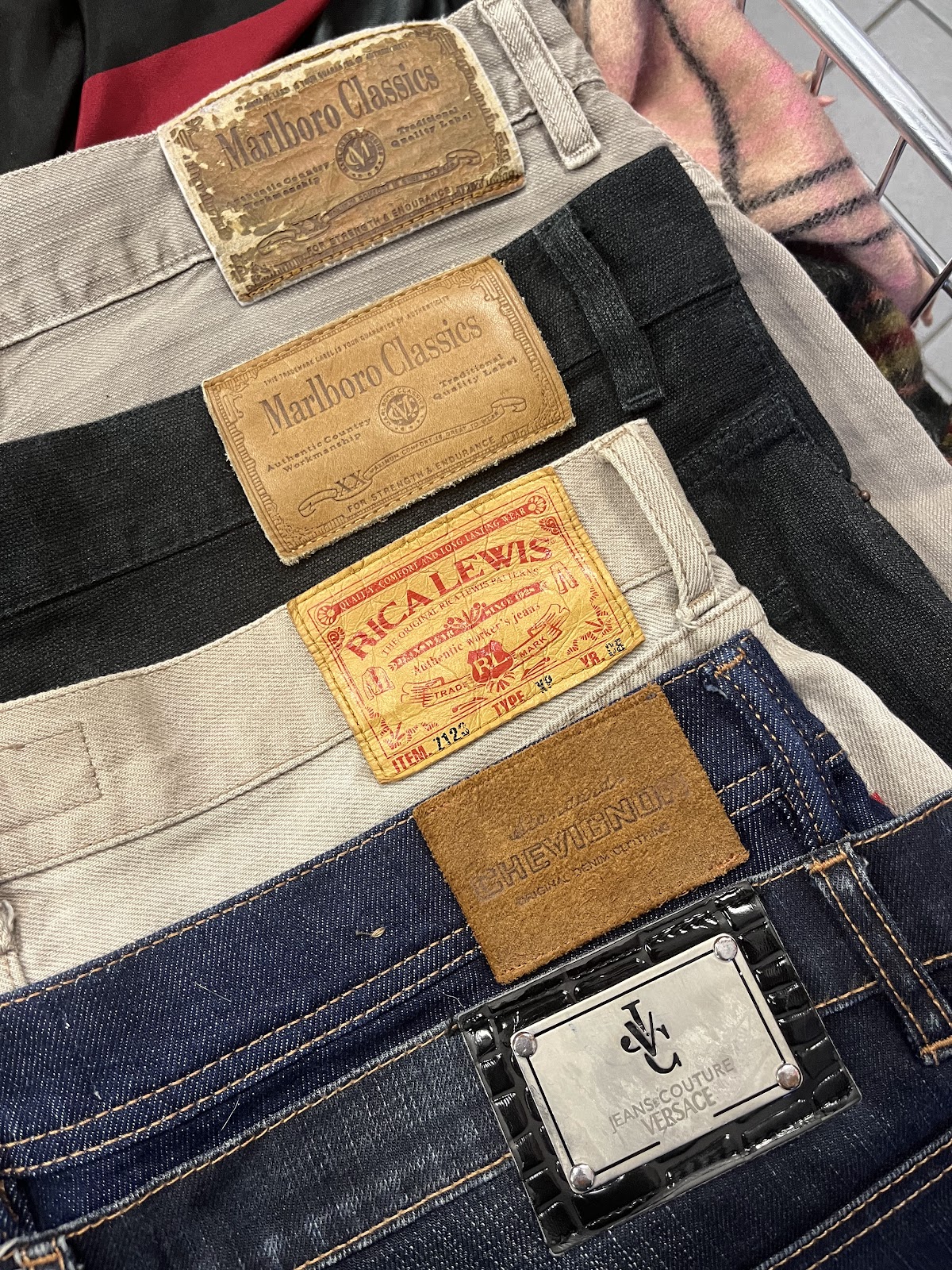 Cheap frip vintage - Marais — photo 3