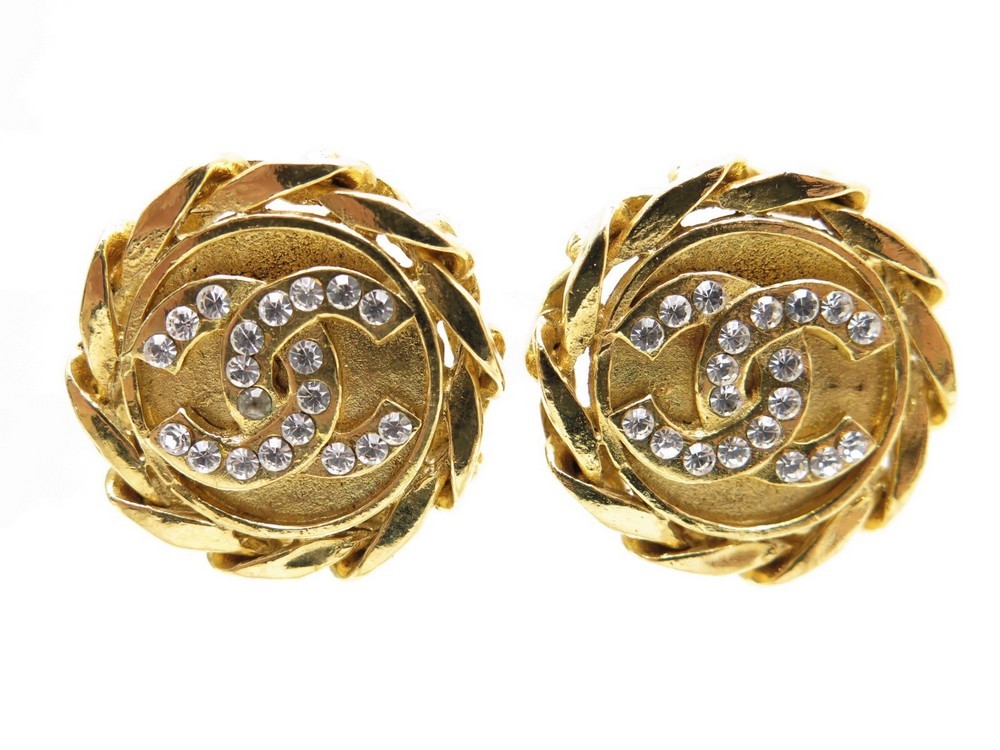 CORNERLUXE DEPOT VENTE PARIS 16 — photo 2