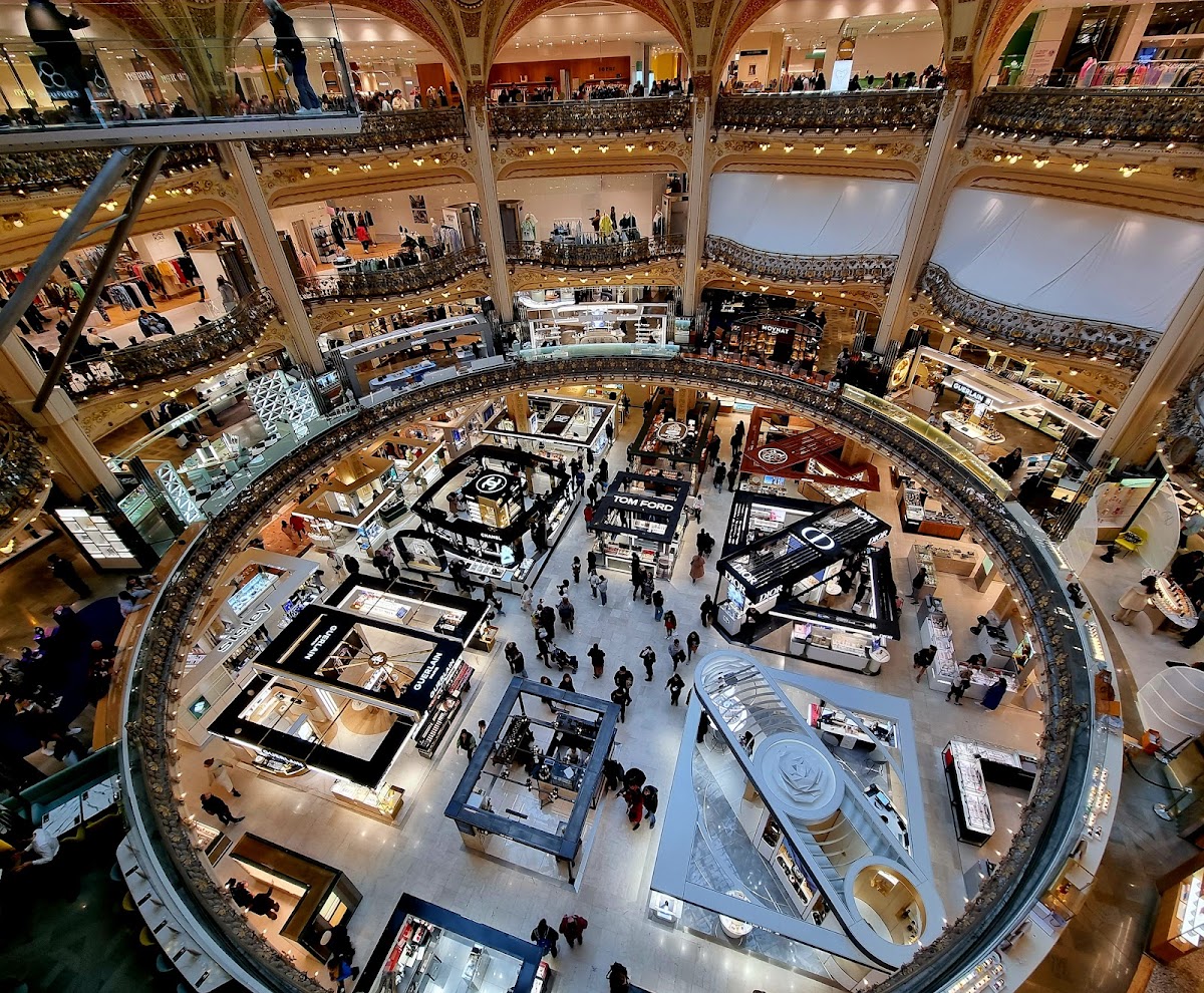 CrushON X Galeries Lafayette Paris — photo 3