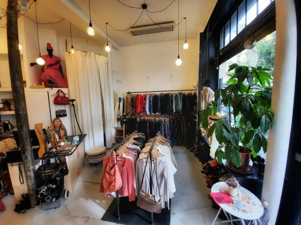 Dépôt-vente Les Robes infidèles — photo 2