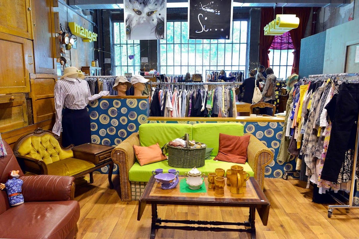 Emmaüs Défi - Ressourcerie du 104 — photo 3