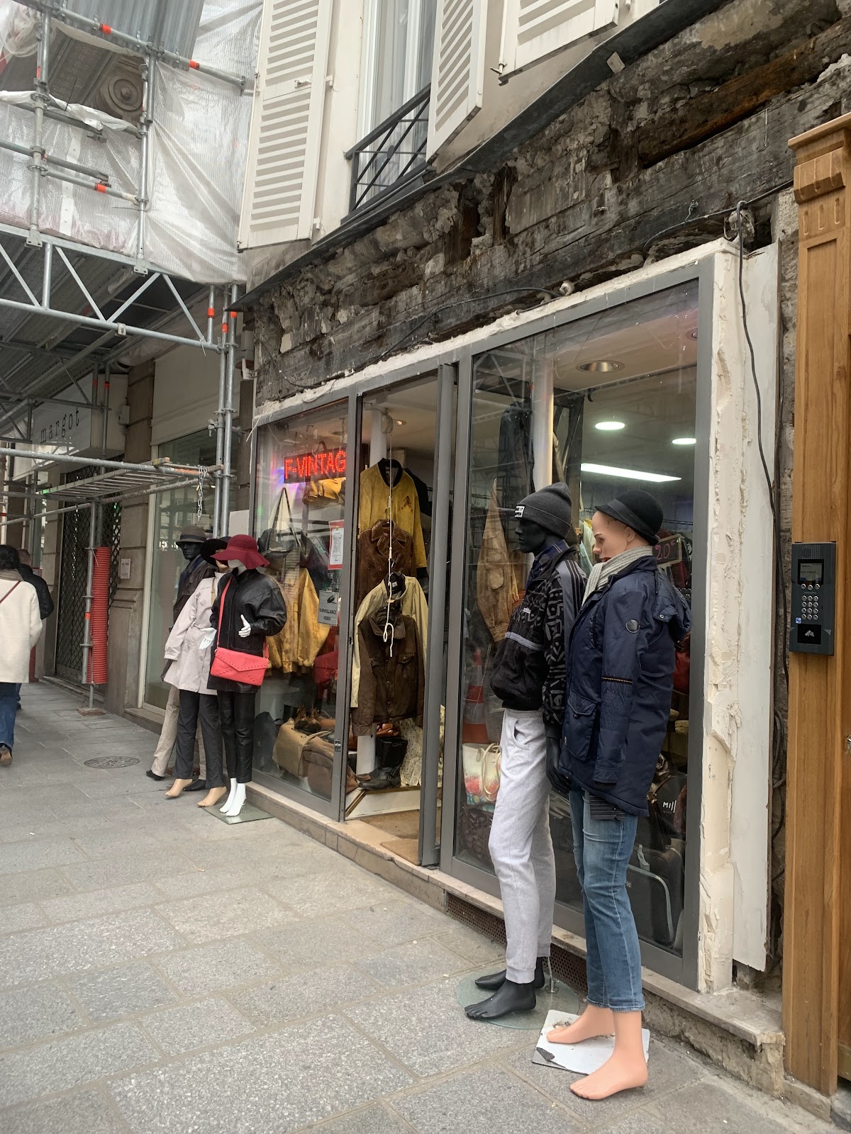 F-Vintage — photo 4