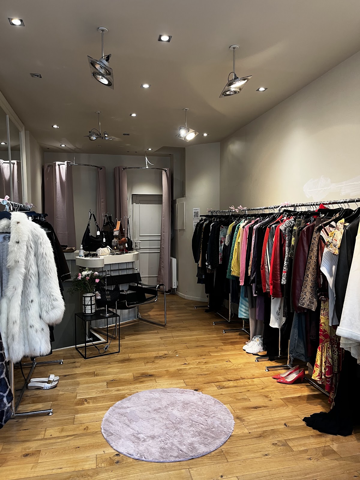 FANCY VINTAGE PARIS — photo 3