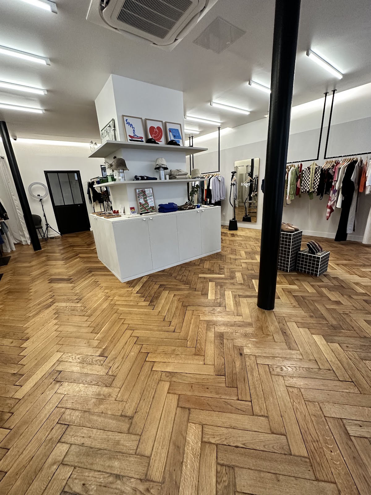 Friday Concept Store — photo 2