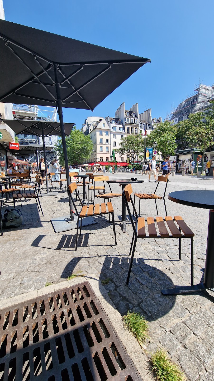 Fripe OLYMPA Vintage Store — photo 4