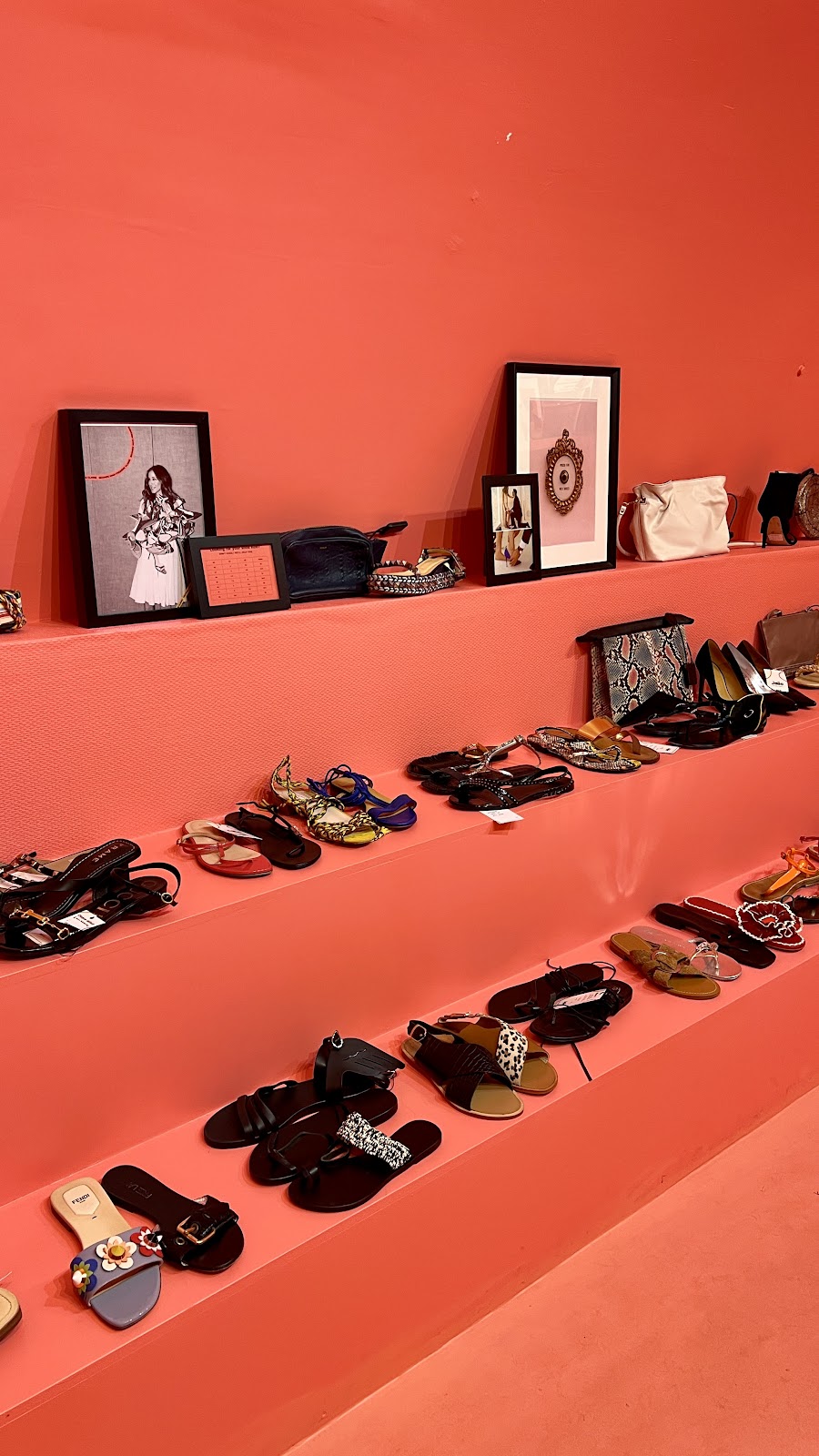 Jaiio – Service de mode de seconde main premium & luxe — photo 3