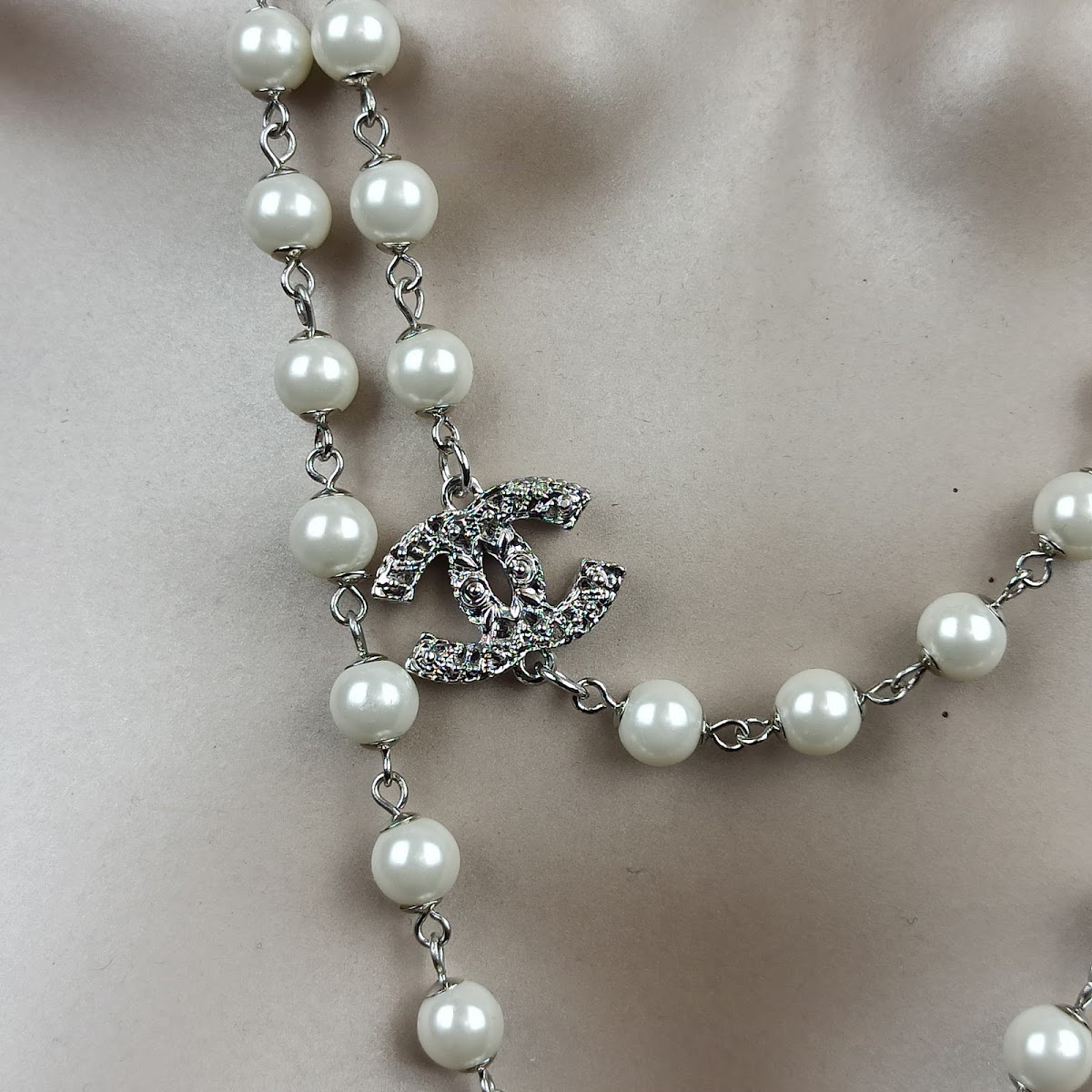 Just Looking — photo 5