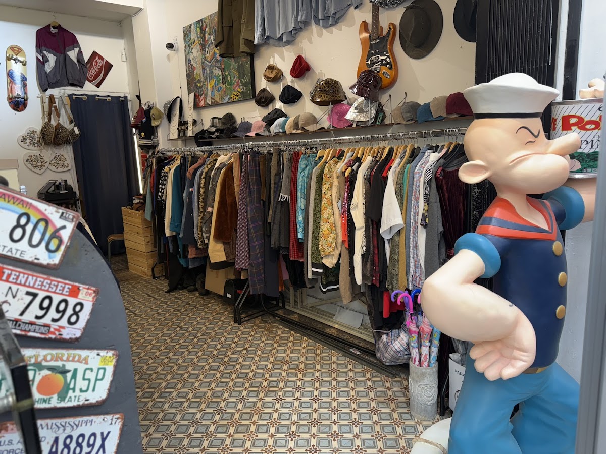 kikiwaka friperie vintage — photo 2