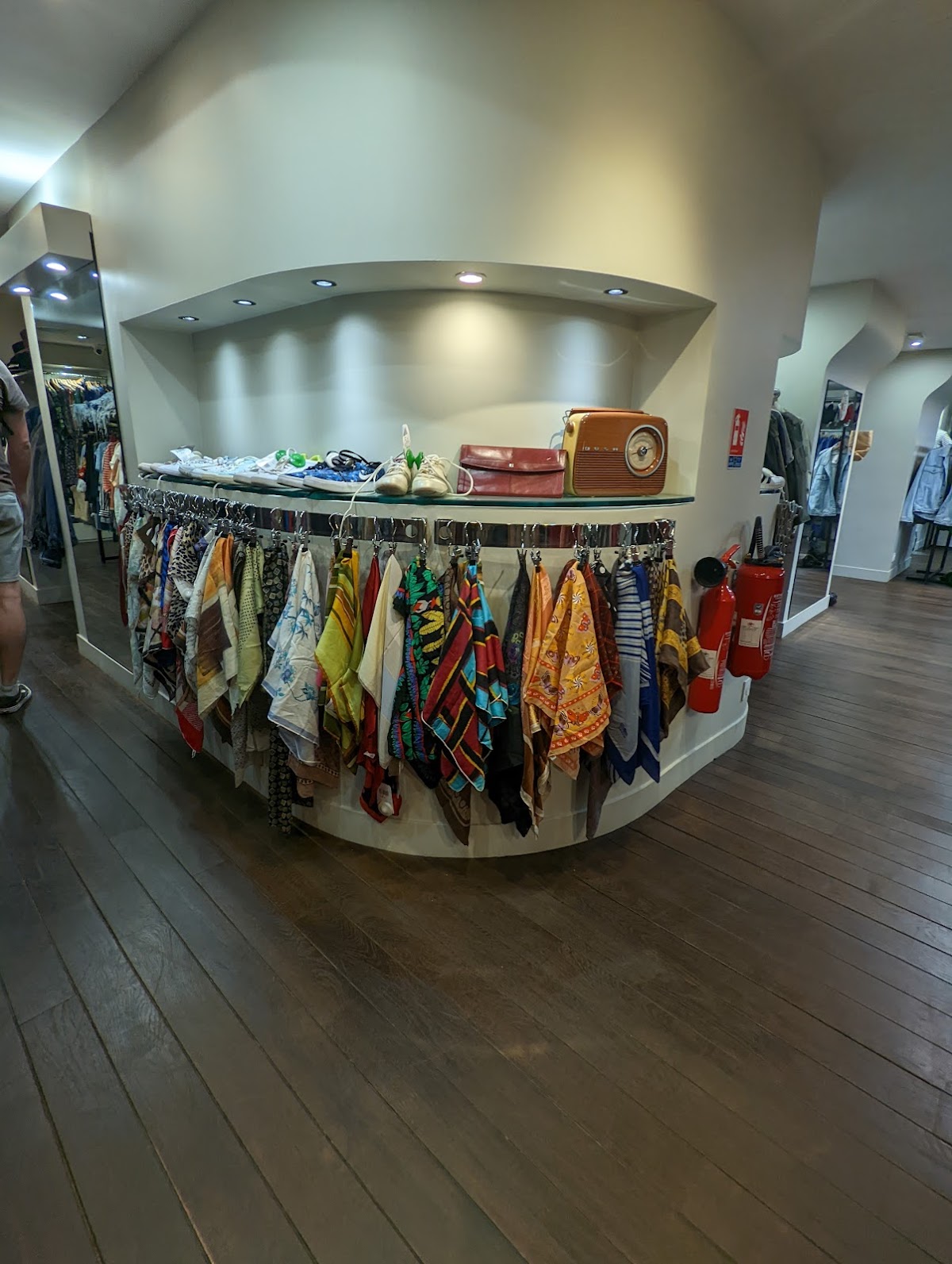 Kilo Shop Paris Grands Boulevards — photo 3