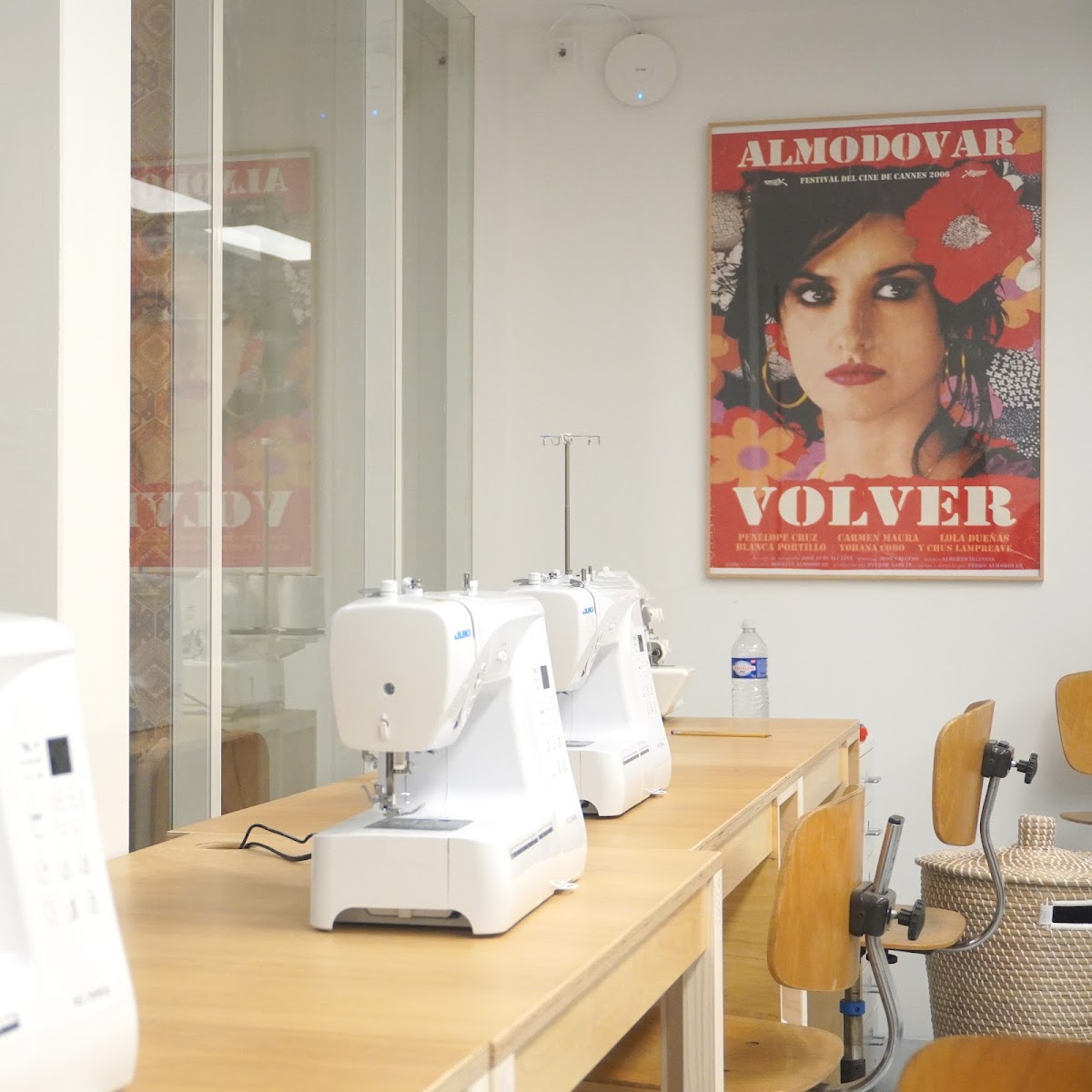 LA TEXTILERIE AU TLM : recyclerie textile, friperie et cours de couture — photo 3