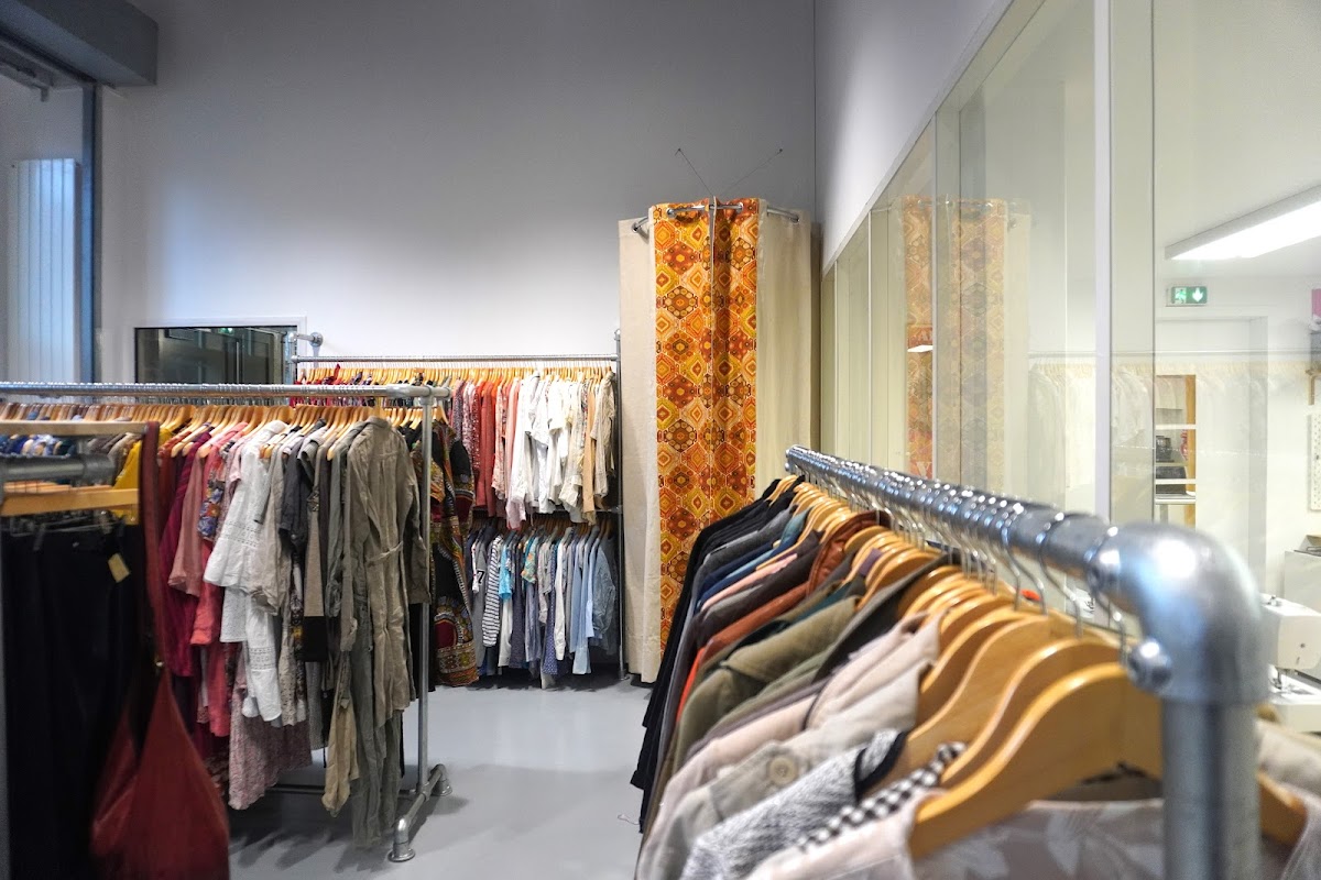 LA TEXTILERIE AU TLM : recyclerie textile, friperie et cours de couture — photo 4