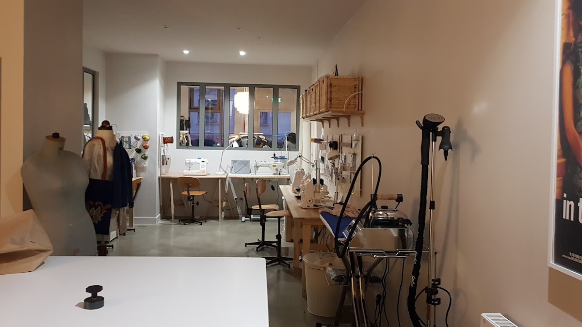 La Textilerie : Recyclerie Textile, Friperie Et Cours De Couture — photo 5