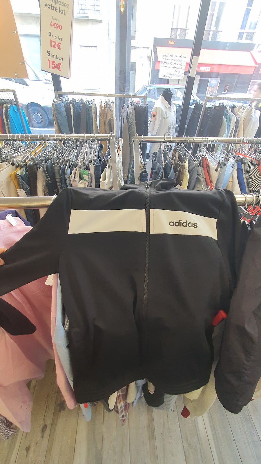 Le Relais, la Boutique Paris 15 (Réseau Ding Fring) — photo 3