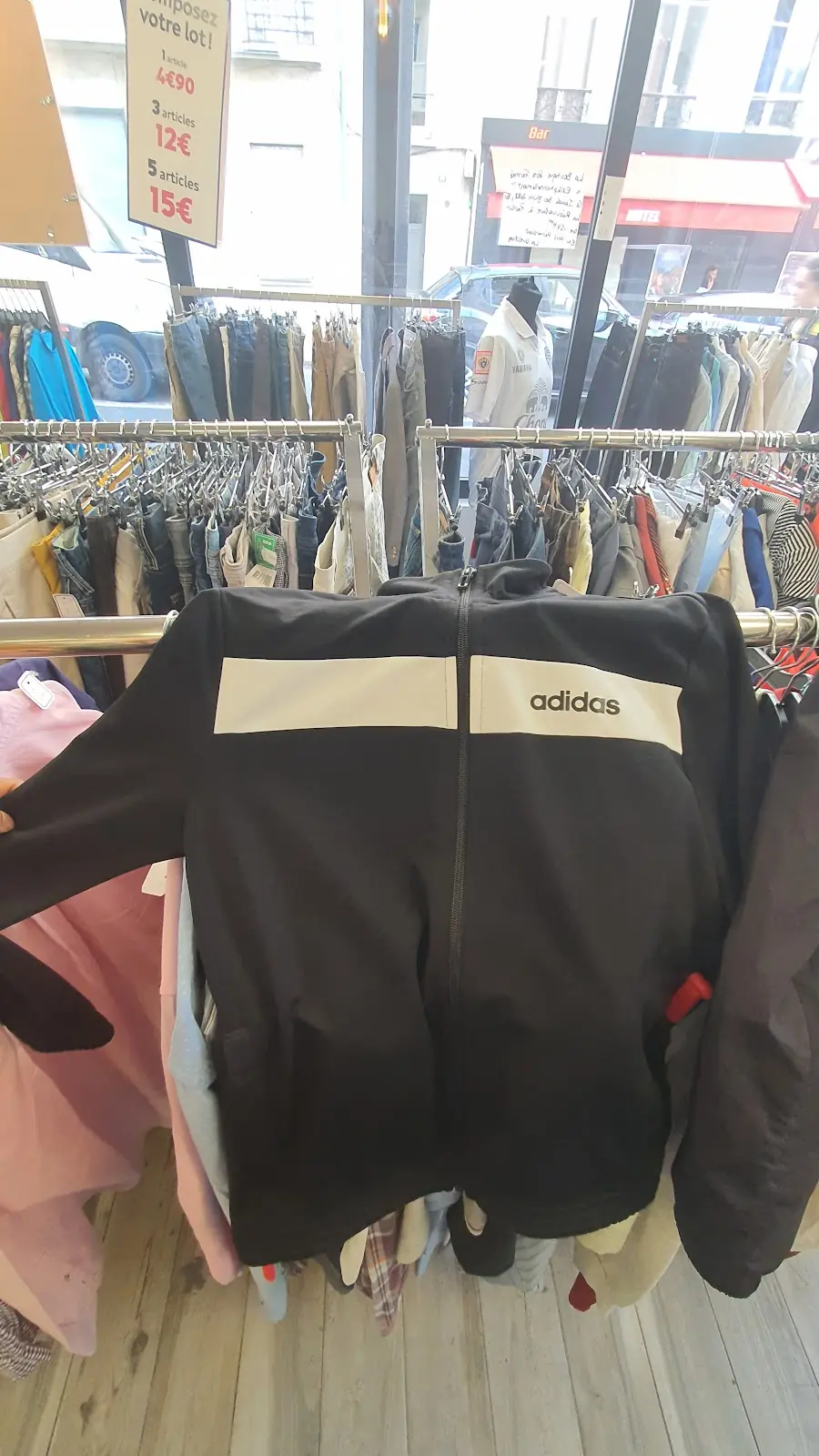 Le Relais, la Boutique Paris 15 (Réseau Ding Fring) — photo 3