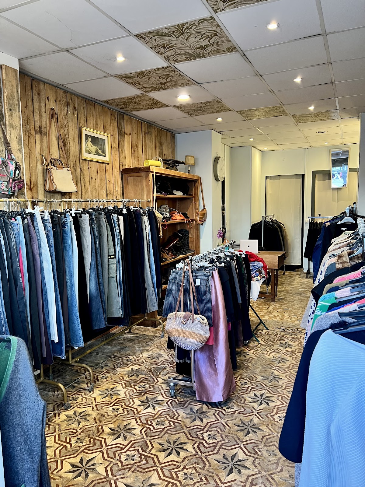 Les Bons Bails Friperie Paris 20 — photo 5