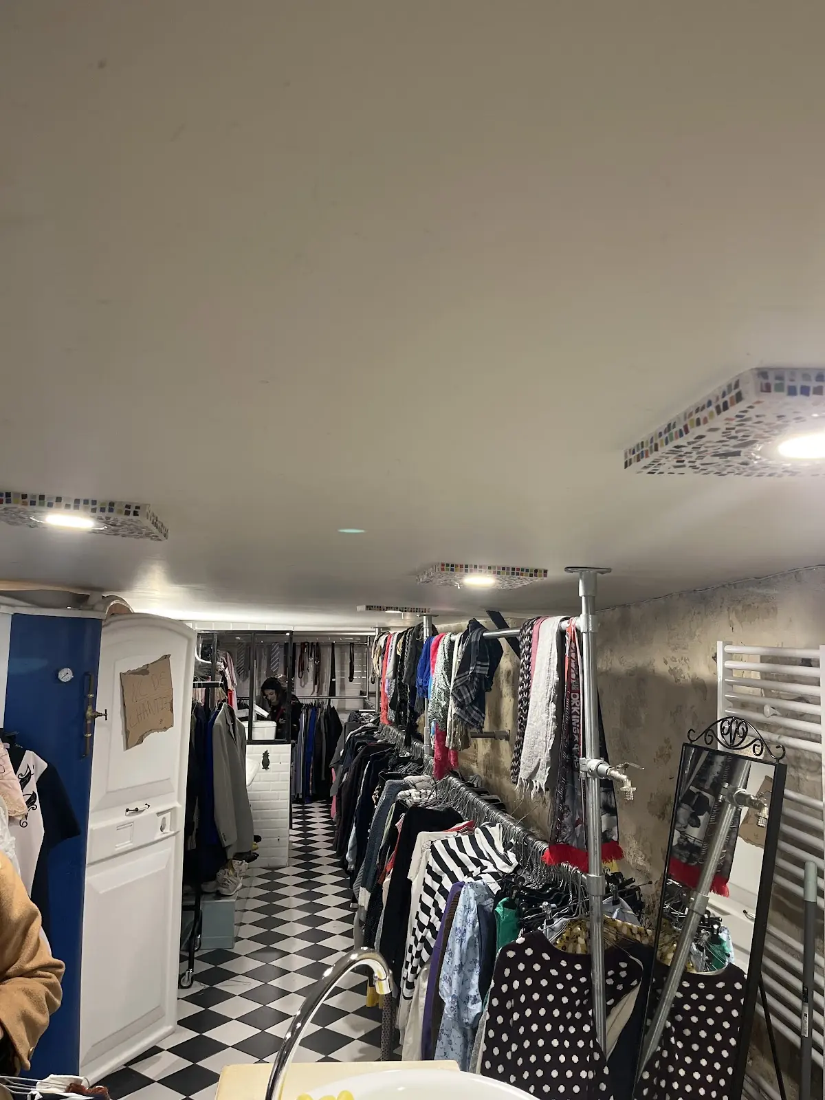 LES SALES VOLEURS - BONNE NOUVELLE — photo 2