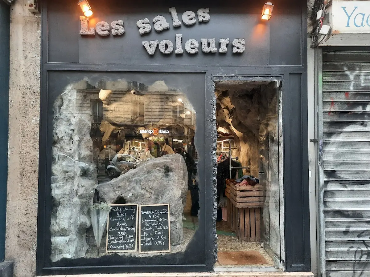Les sales voleurs Monge — photo 5