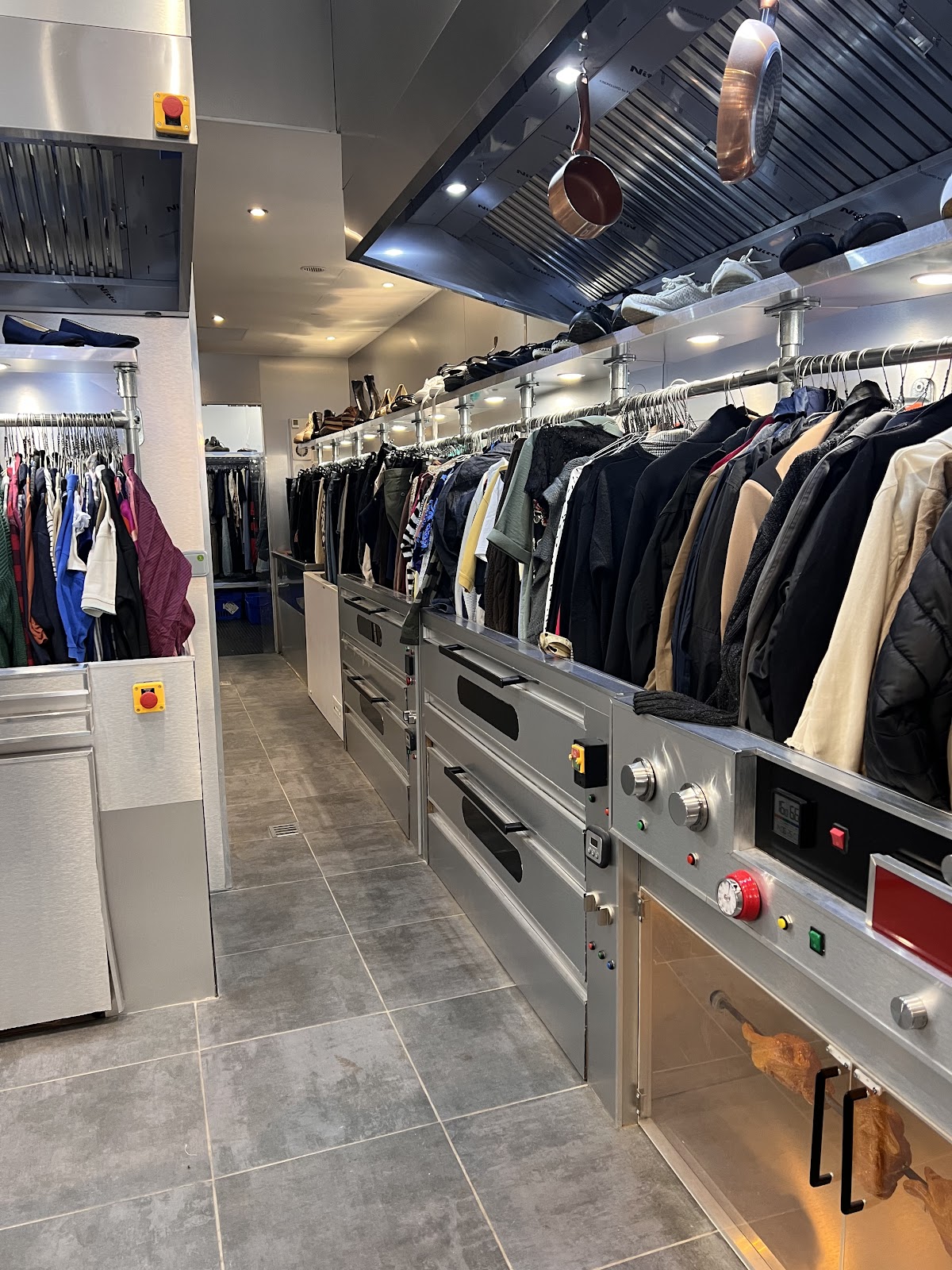 Les sales voleurs République — photo 2