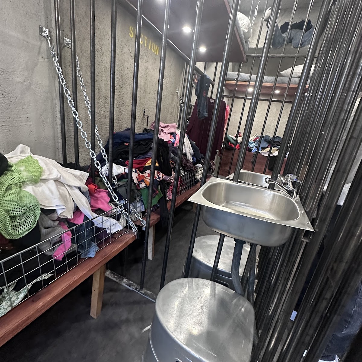 Les sales voleurs — photo 4