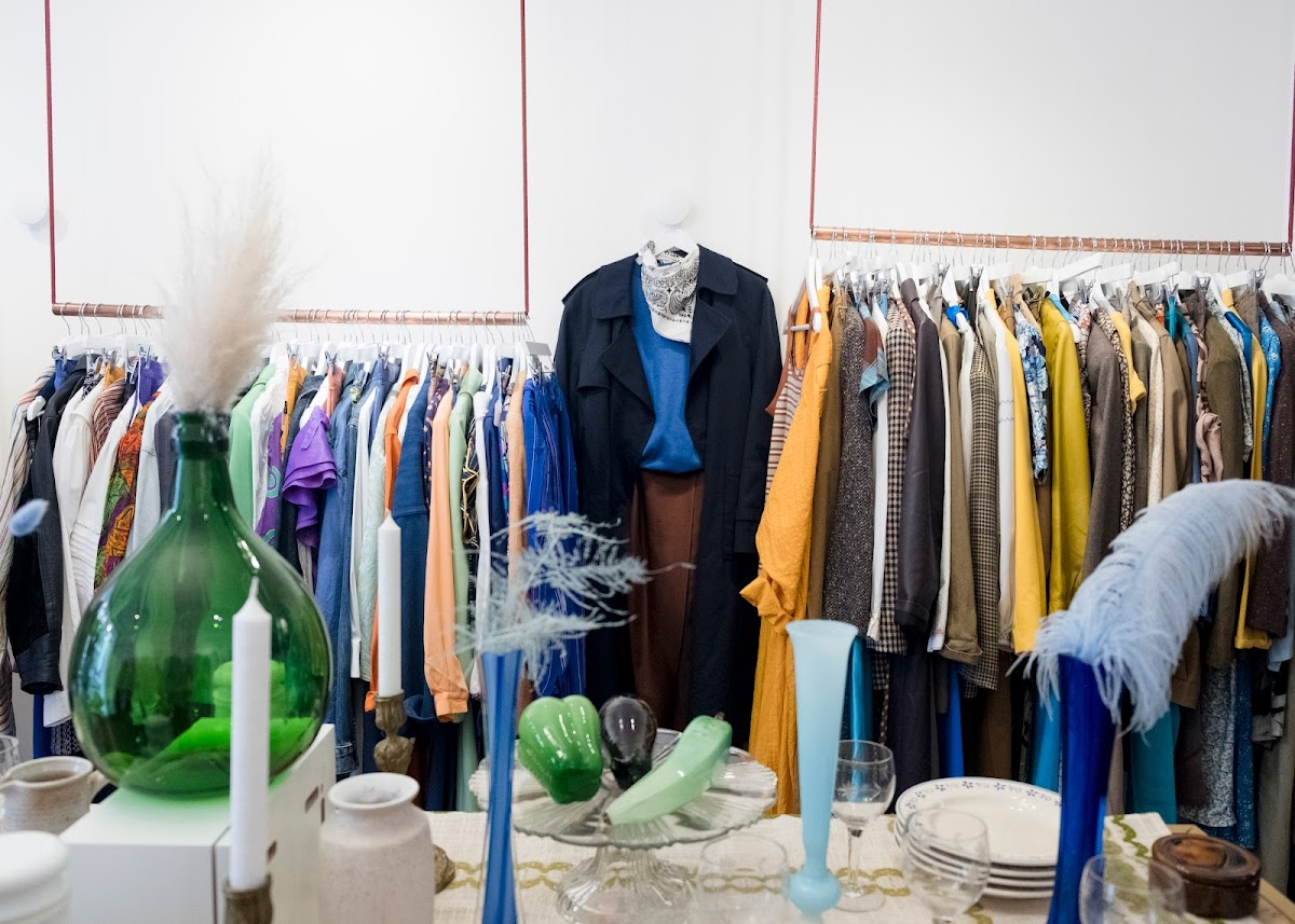 love&dress - vintage shop — photo 3