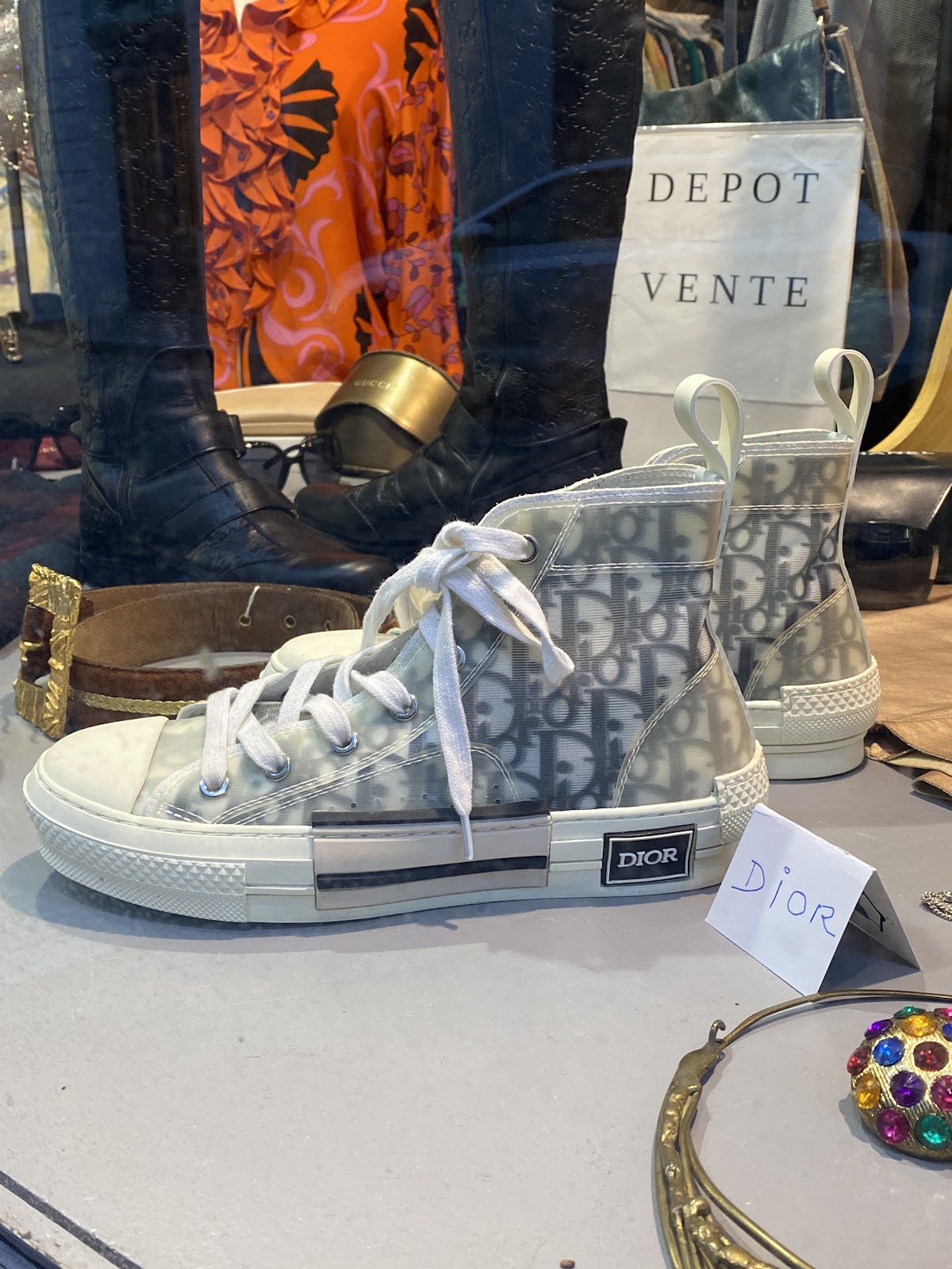 LUBIE-Dépôt-vente de marques paris Madeleine haussmann — photo 5