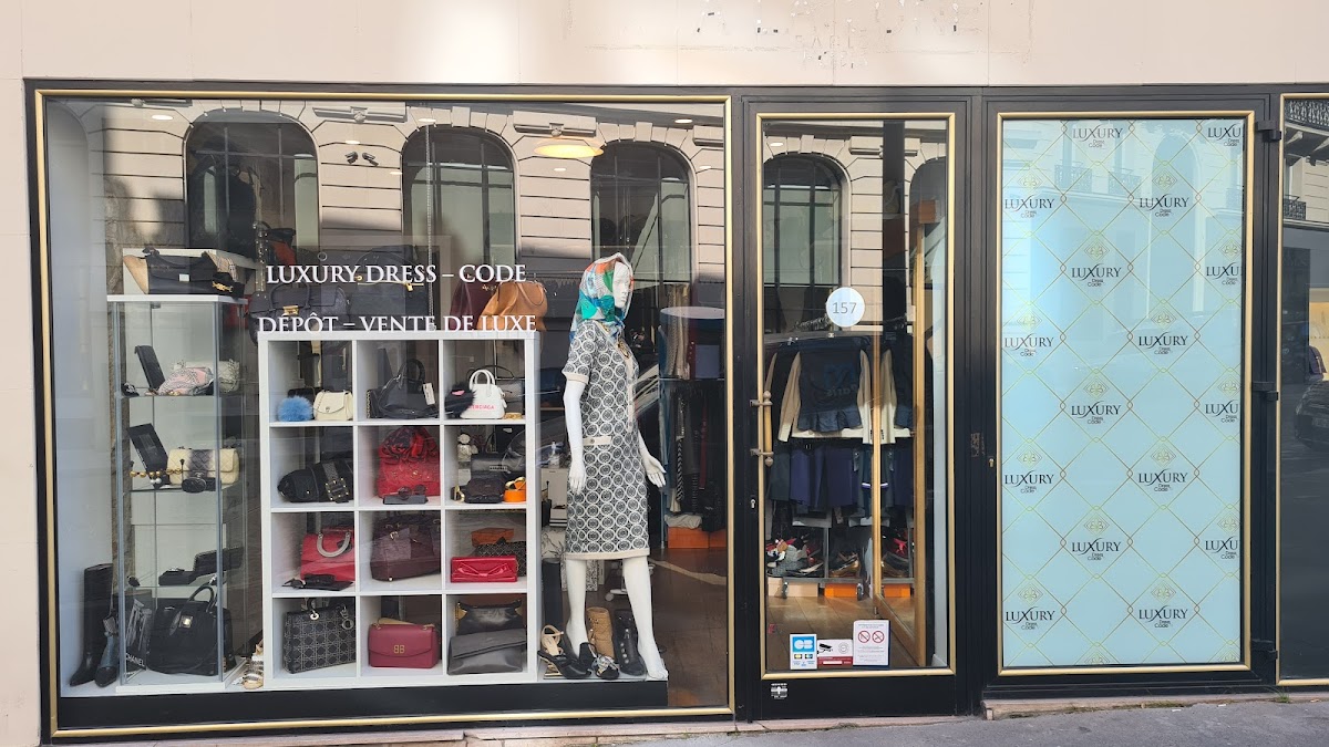 Photo de Luxury Dress Code