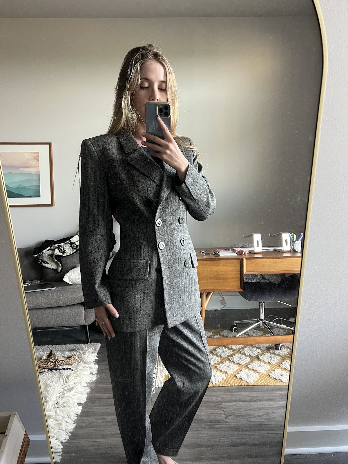 Madones vintage • vintage shop • Selection of luxury vintage fashion and accessories — photo 3