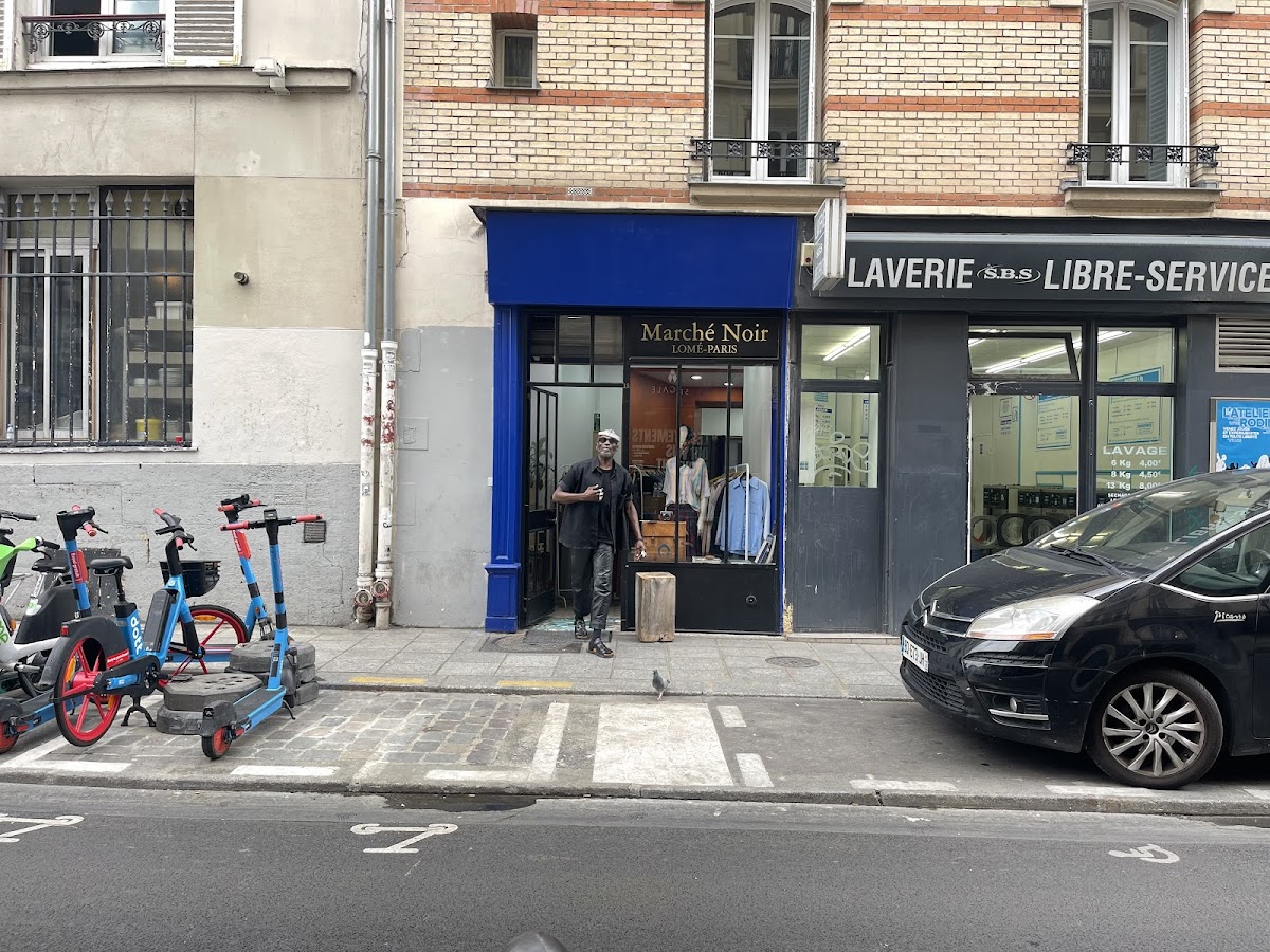 Photo de Marche Noir Lomé Paris