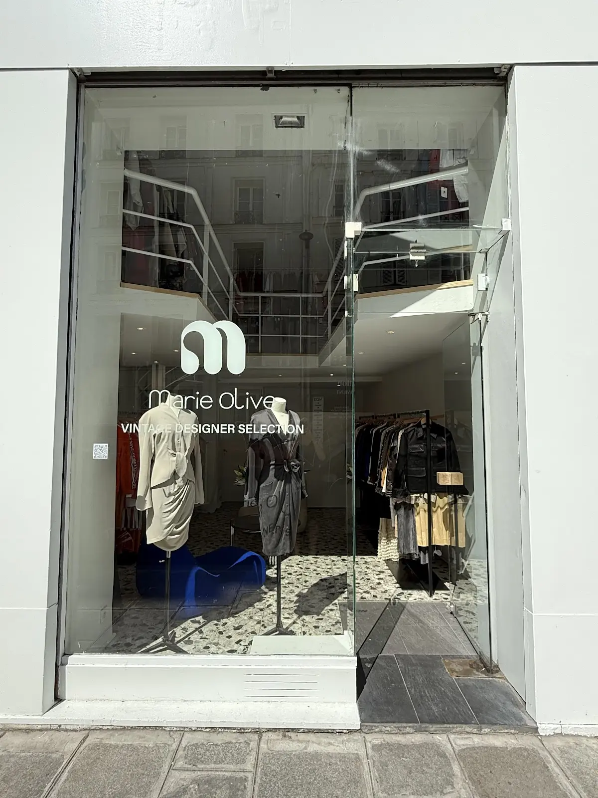 Photo de MARIE OLIVE - CURATED DESIGNER ARCHIVES