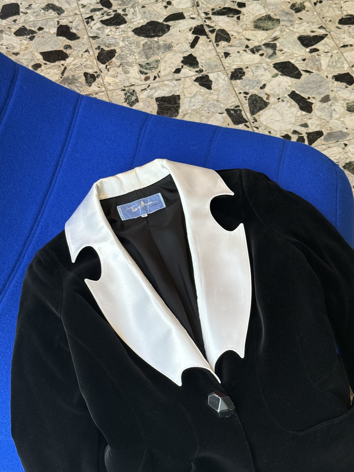 MARIE OLIVE - CURATED DESIGNER ARCHIVES — photo 3