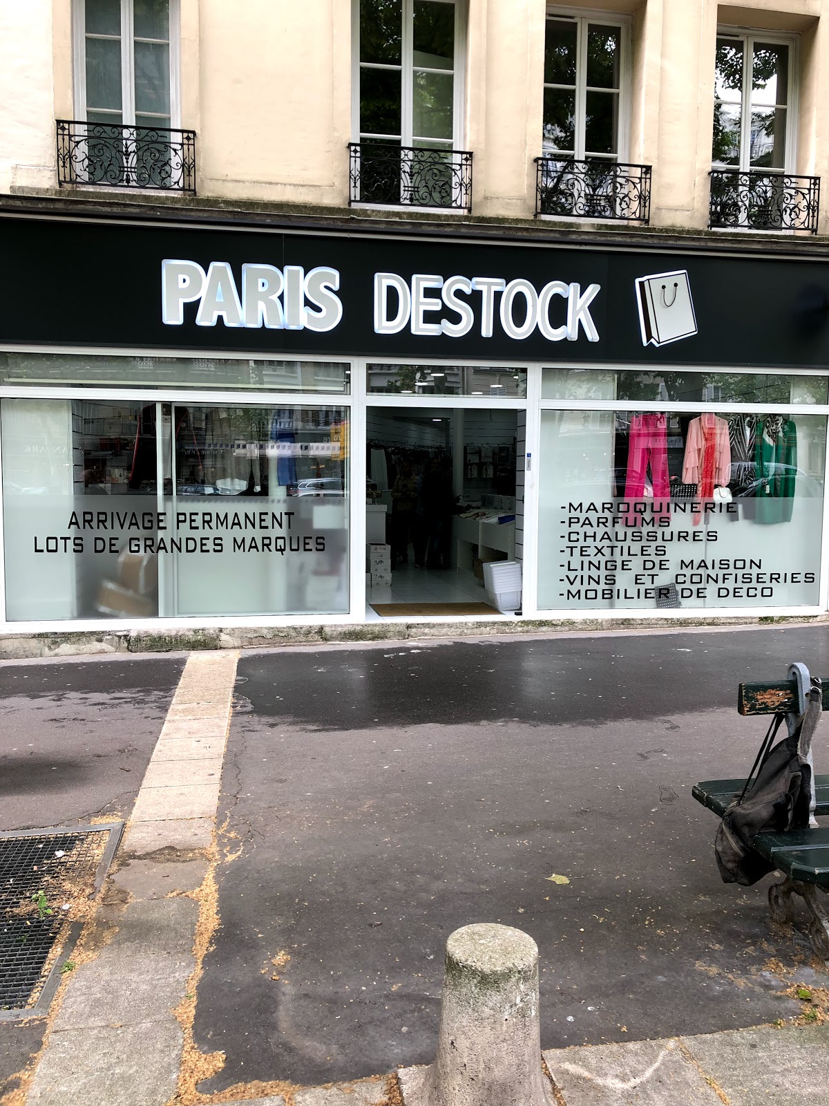 Photo de Paris Destock