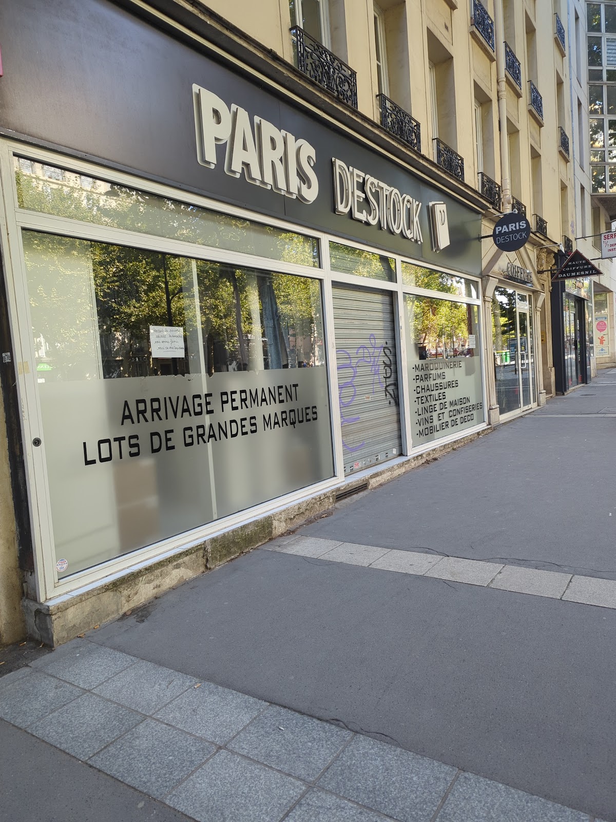 Paris Destock — photo 3