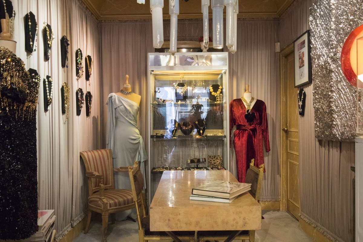 Renaissance - Vintage Fashion Paris — photo 2