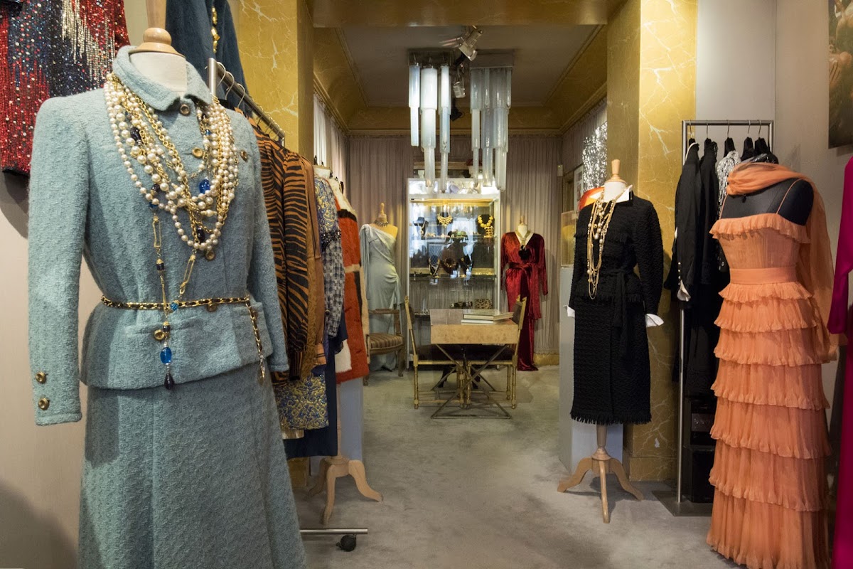 Renaissance - Vintage Fashion Paris — photo 4