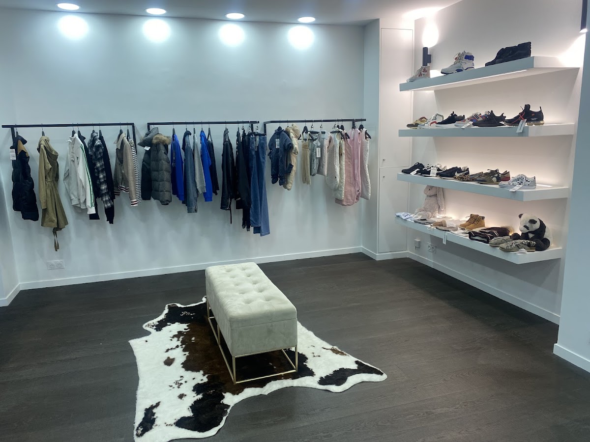 SECONDEAL Paris - Magasin de seconde main - dépôt vente - Friperie -Vintage - Vêtements seconde main — photo 2