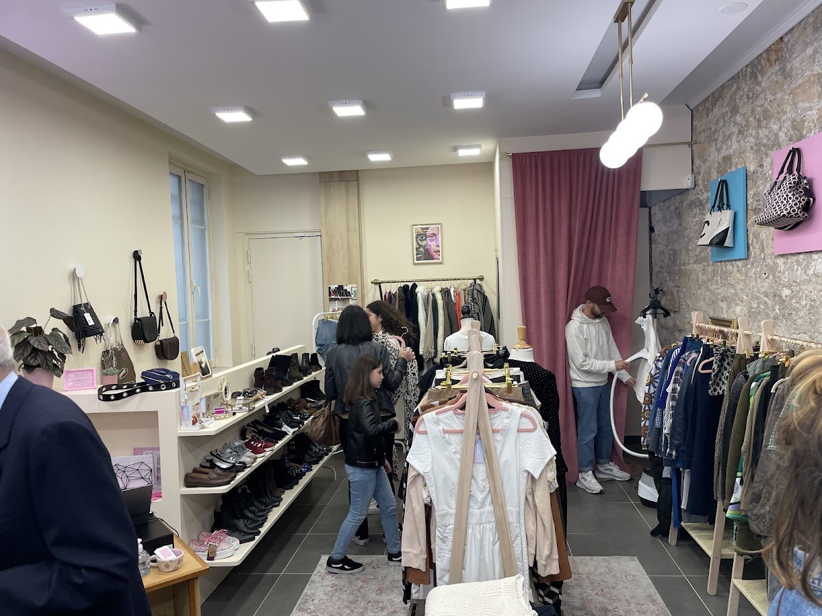 Shift Popincourt - dépôt-vente — photo 2