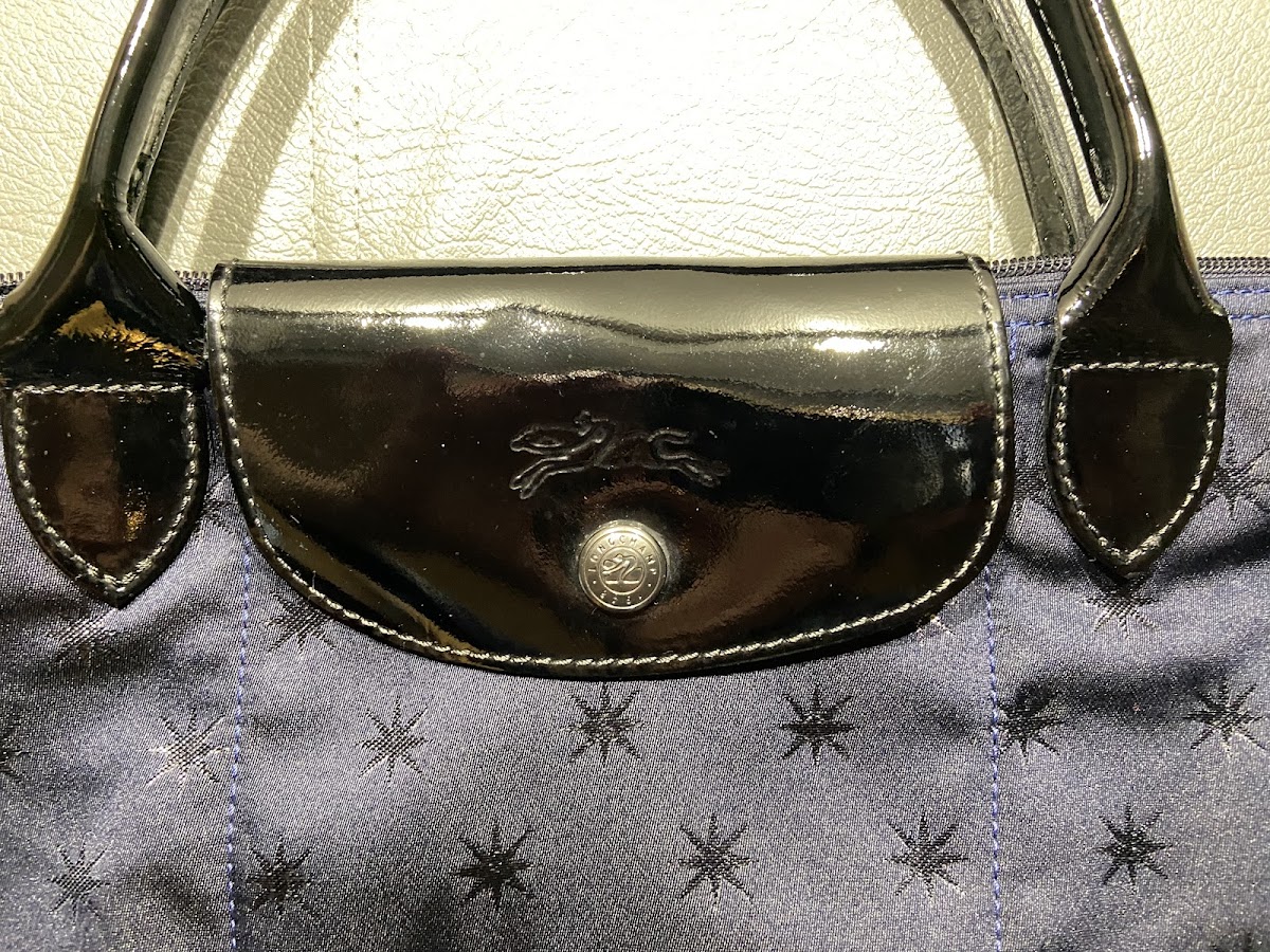 Sissi's corner - Dépôt-vente luxe/ Sissi's corner Luxury Second Hand Shop — photo 3