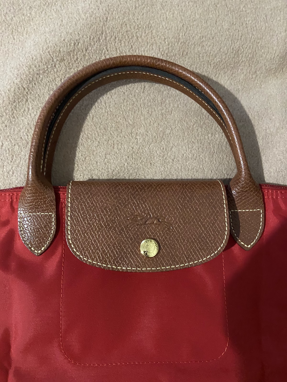 Sissi's corner - Dépôt-vente luxe/ Sissi's corner Luxury Second Hand Shop — photo 5