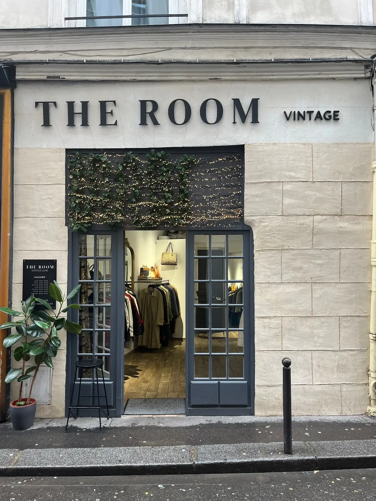 THE ROOM — friperie au Marais