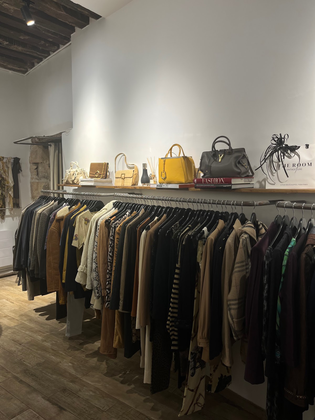 THE ROOM - Vintage Shop — photo 3